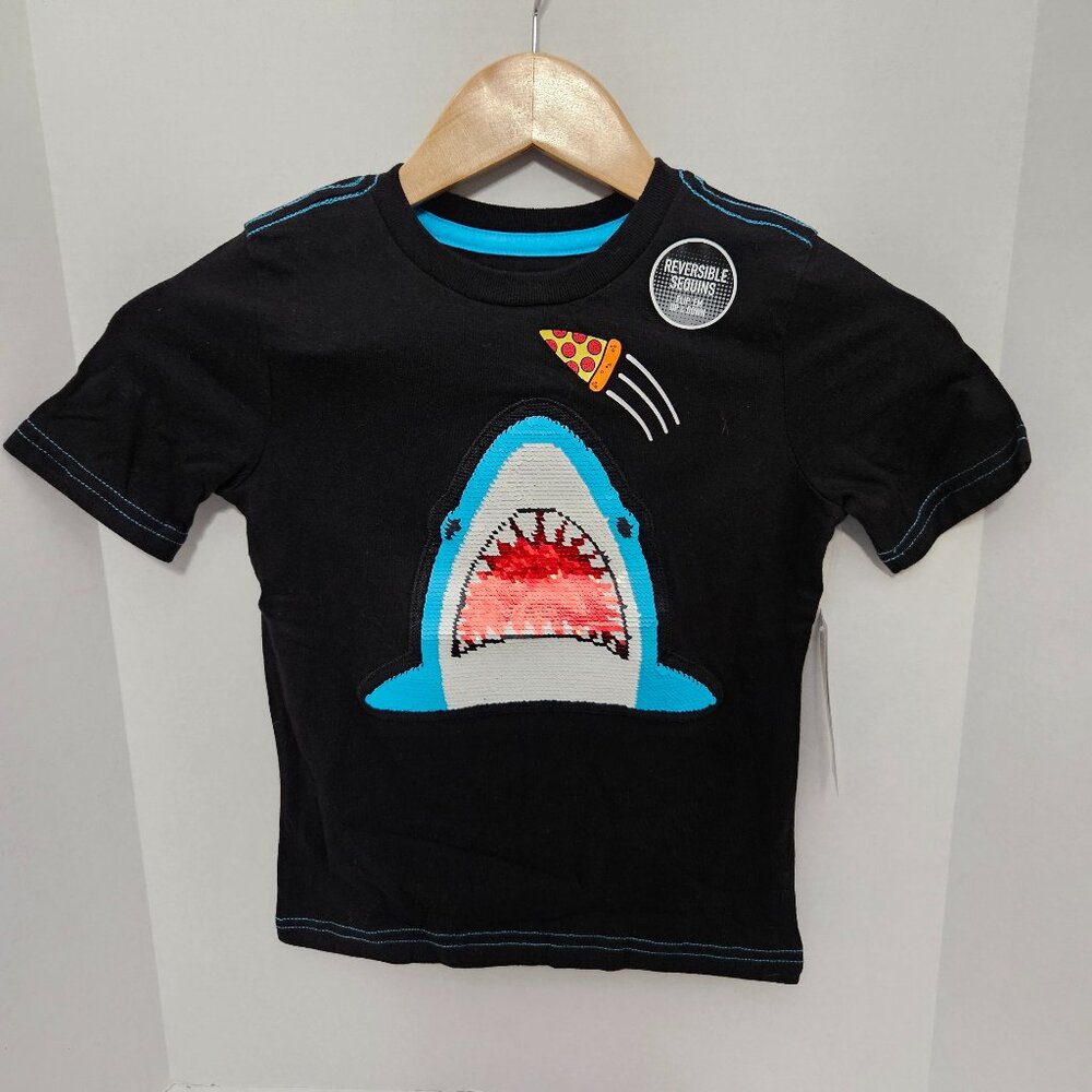 365Kids from Garanimals 3 Piece Shark Outfit Size 6 NWT 2 shirts 1 pair pants